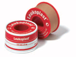CEROTTO CHIRURGICO PER FISSAGGIO MEDICAZIONI IN ROCCHETTO LEUKOPLAST SUPPORTO VISCOSA COLOR PELLE MASSA ADESIVA CAUCCIU' OSSIDO DI ZINCO 5X500CM MUTUABILE - farmachicca