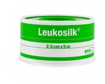 CEROTTO ADESIVO IPOALLERGENICO PER FISSAGGIO MEDICAZIONI LEUKOSILK SUPPORTO ACETATO DI CELLULOSA BIANCO ADESIVO POLIACRILICO SENZA RESINE E GOMME NATURALI 2,5X500CM MUTUABILE - farmachicca