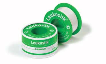 CEROTTO ADESIVO IPOALLERGENICO PER FISSAGGIO MEDICAZIONI LEUKOSILK SUPPORTO ACETATO DI CELLULOSA BIANCO ADESIVO POLIACRILICO SENZA RESINE E GOMME NATURALI 5X500CM MUTUABILE - farmachicca