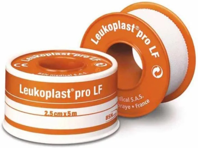 CEROTTO CHIRURGICO MEDICATO IN ROCCHETTO LEUKOPLAST PRO LF CON OSSIDO DI ZINCO 2,5X500 CM - farmachicca