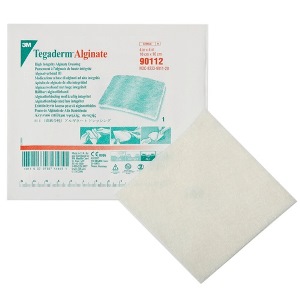 MEDICAZIONE IN ALGINATO TEGADERM ALGINATE ASSORBENTE 10X10 10 PEZZI - farmachicca
